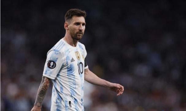 光模块双雄：高增长审美疲劳，泡沫化估值受到挑战